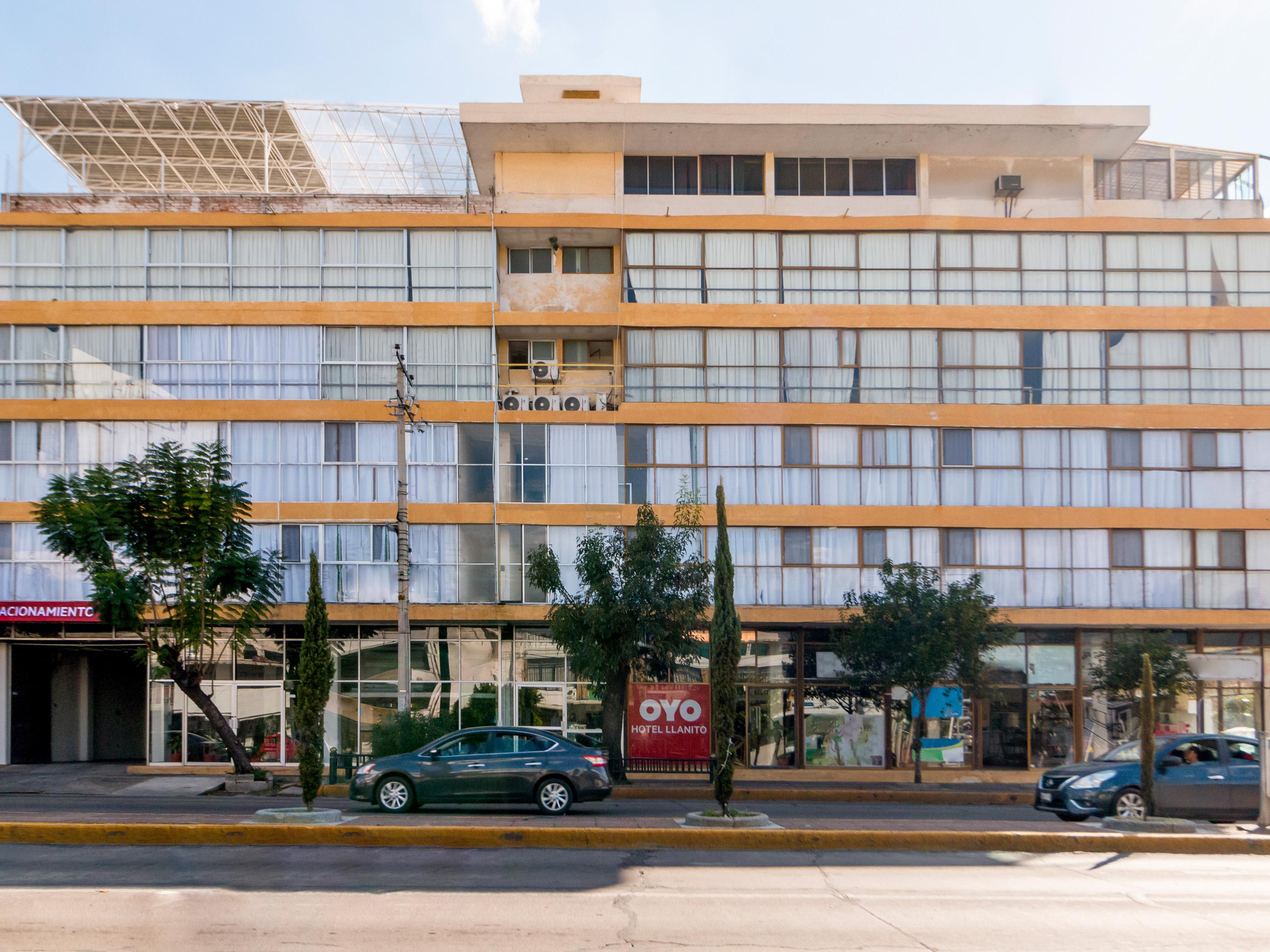 Oyo Hotel Del Llanito, Агуаскалиентес Екстериор снимка